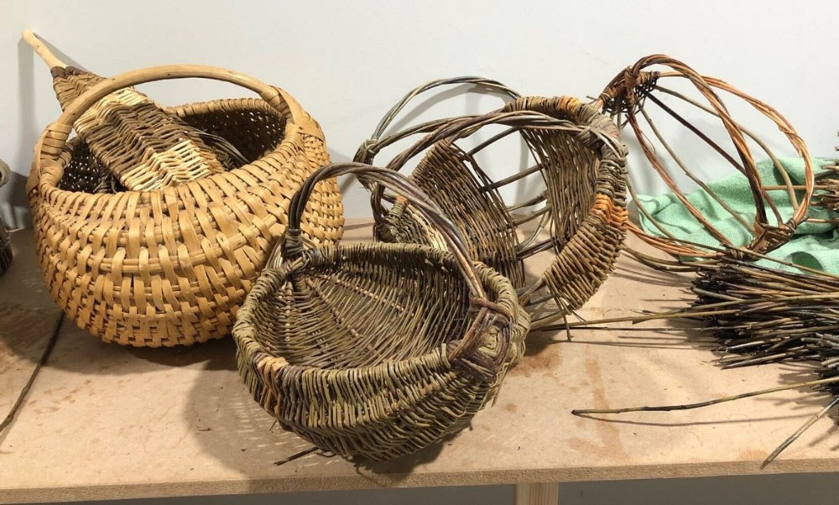 Alison basket
