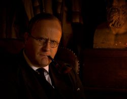 Robert Lloyd Parry as M R James 4 credit Shelagh Bidwell